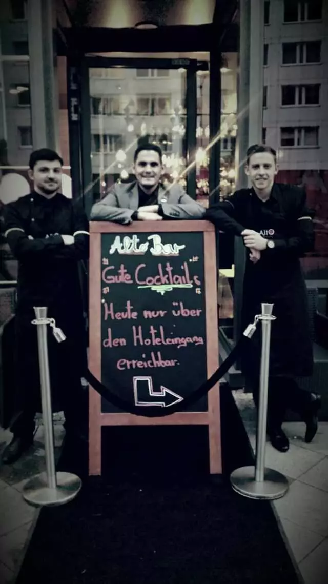 Alto Bar Restaurant