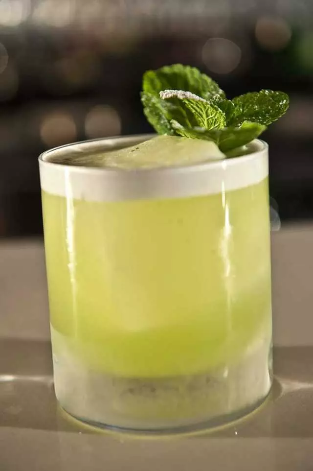 Alto Bar Restaurant