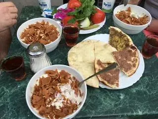 Akroum Snack