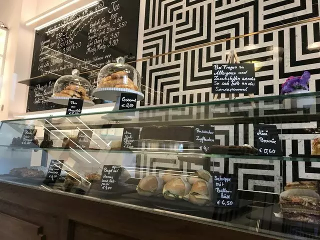 Adlon To Go Coffee