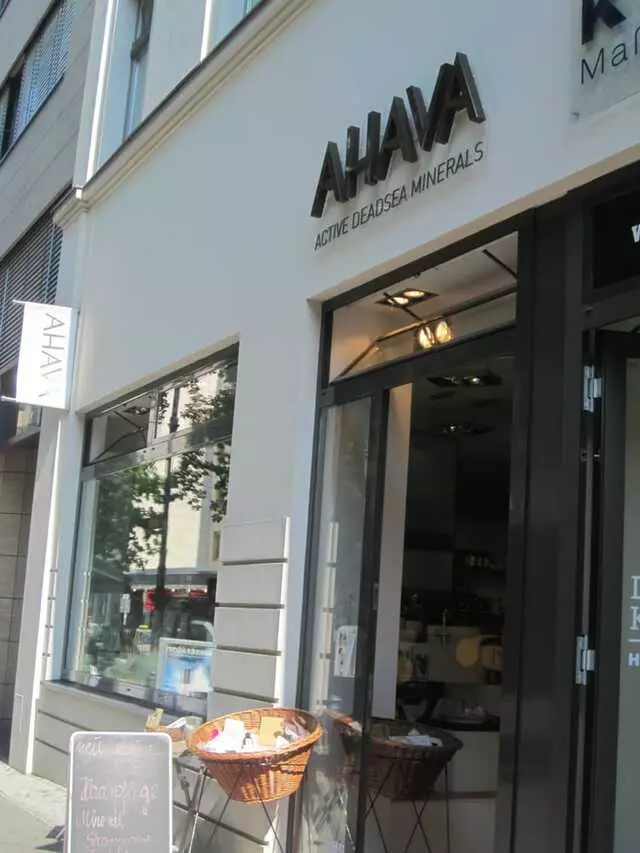 AHAVA