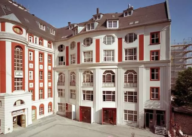 Admiralspalast