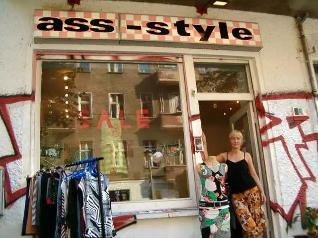 Ass-Style