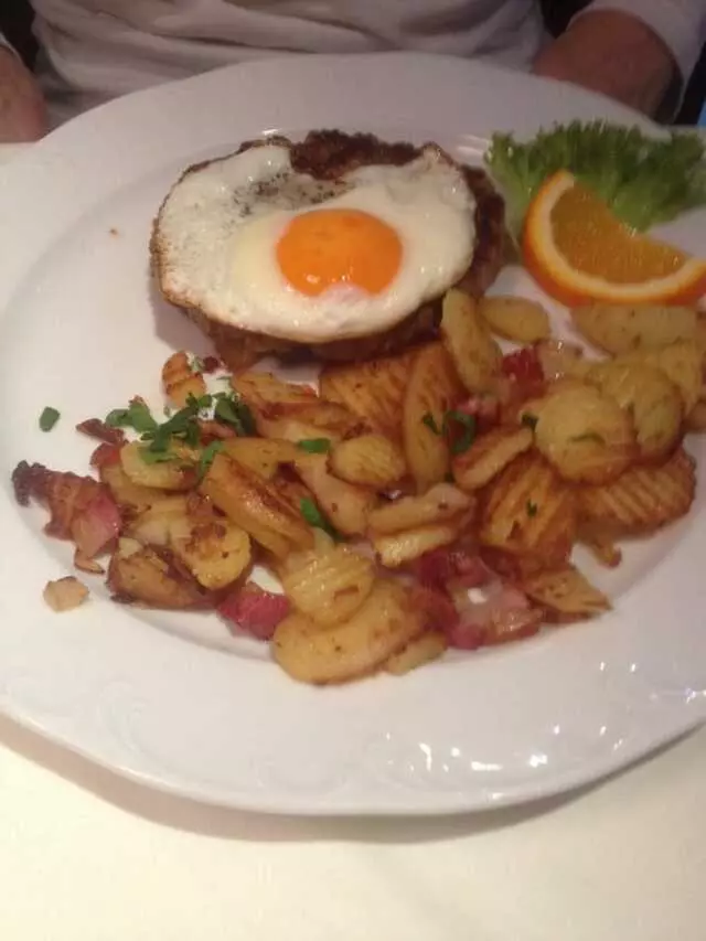 Adria Grill