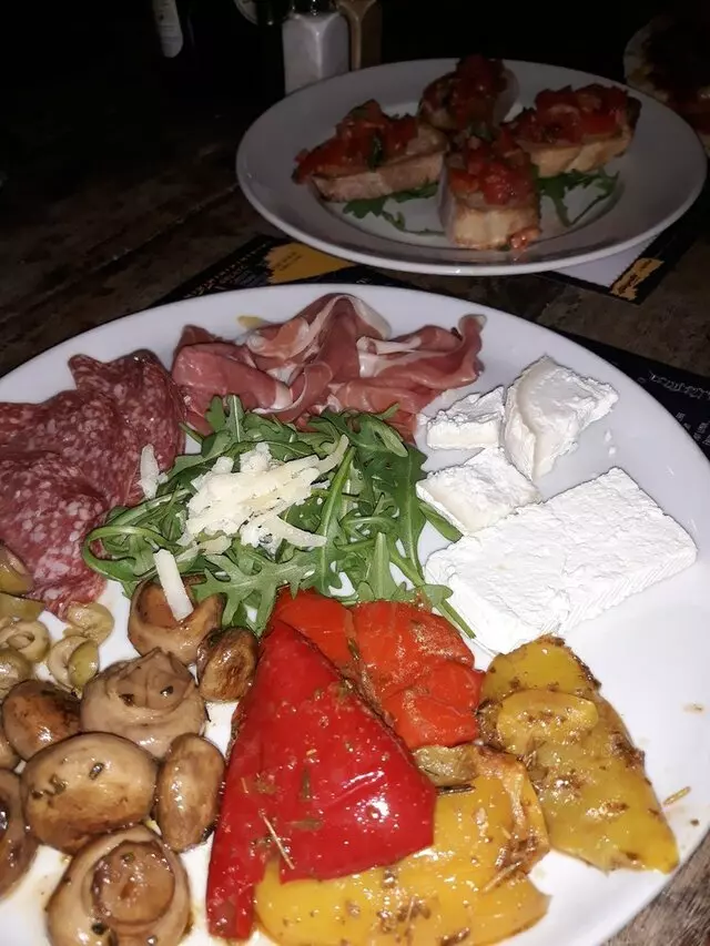 Allegretto A TAVOLA