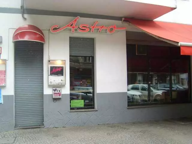 Astro Bar