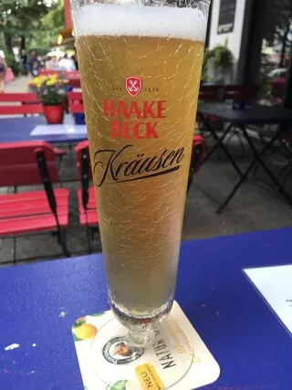 Astro Bar