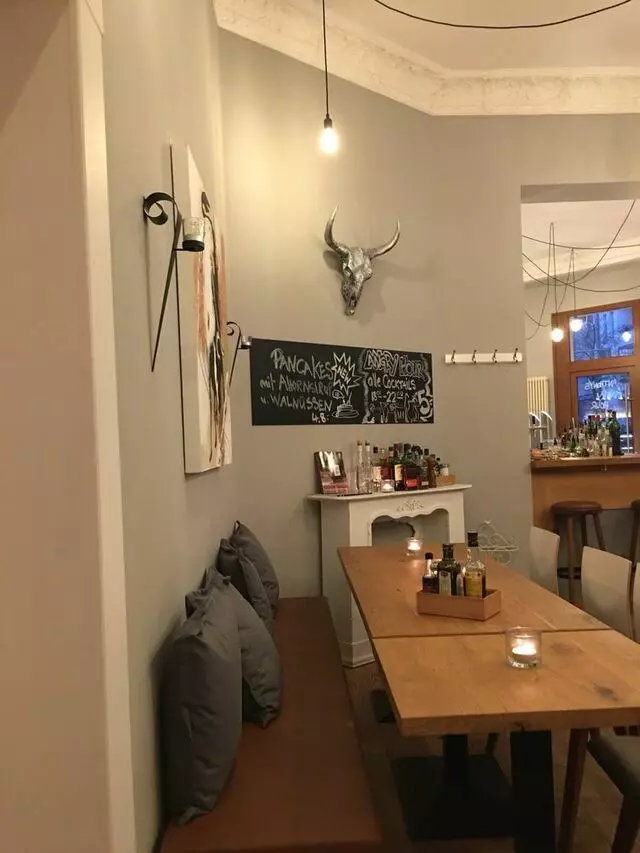 Anthony’s Bar & Burger