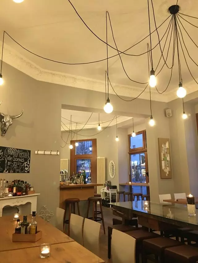 Anthony’s Bar & Burger