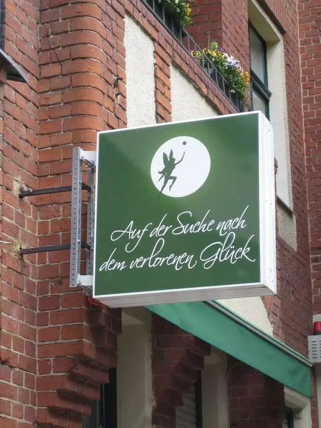 Auf Der Suche Nach Dem Verlorenen Glück